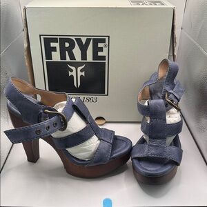 FRYE Tamara Buckle Leather T-Strap Heels in Blue